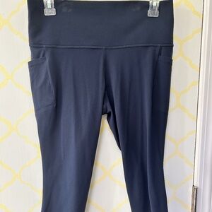 Athleta Salutation Stash Pocket II Capri